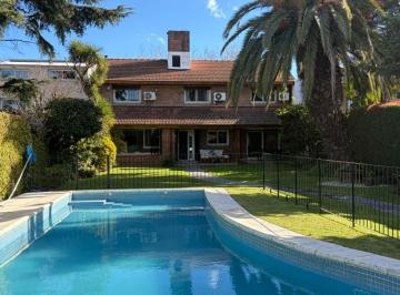 Casa · 280m² · 4 Ambientes · 3 Cocheras · Exc Chal 2 Pl S/ Lote de 708 m 3dor Ste Dep Fdo Pil Imp