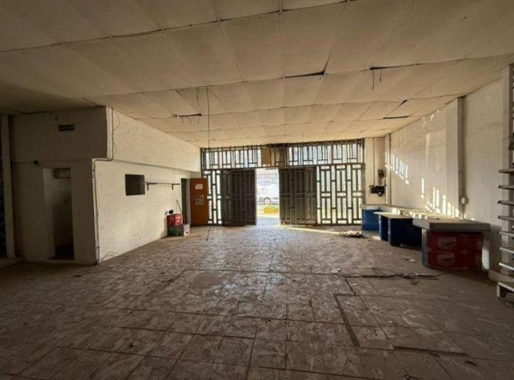 Local comercial · 450m² · 2 Ambientes
