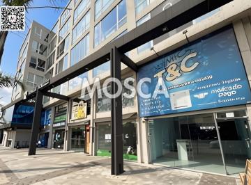 Local comercial · 108m² · 2 Ambientes · Local en Alquiler Moreno Centro