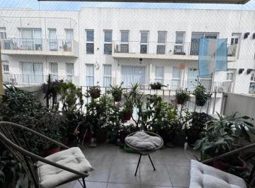 Departamento · 60m² · 3 Ambientes · 3 Amb Frente Balcon Terraza en Av Martin Garcia Pque Lezama