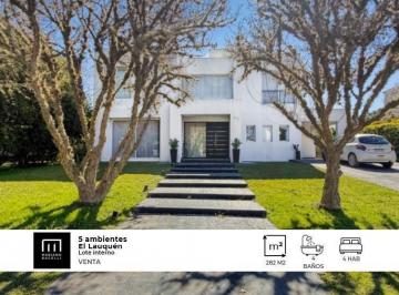 Casa · 240m² · 5 Ambientes · 4 Cocheras · Casa en Venta en El Lauquén 5 Ambientes