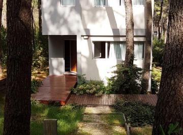 Casa de 4 ambientes, Mar Azul · Casa Mar Azul - Dueño Directo