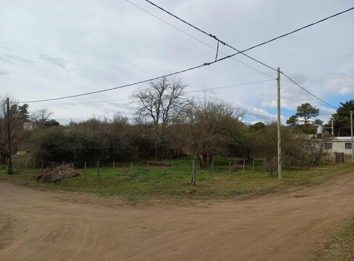 Terreno · 1400m²