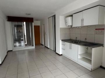 Departamento de 1 ambiente, Rosario · Monoambiente Amplio | 1 Er Piso Frente con 2 Balcones - San Juan 2933, Rosario