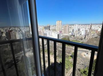 Departamento · 72m² · 4 Ambientes · 2 Cocheras · Departamento 4 Amb Al Frente - Piso 22 - Cochera Doble - La Perla