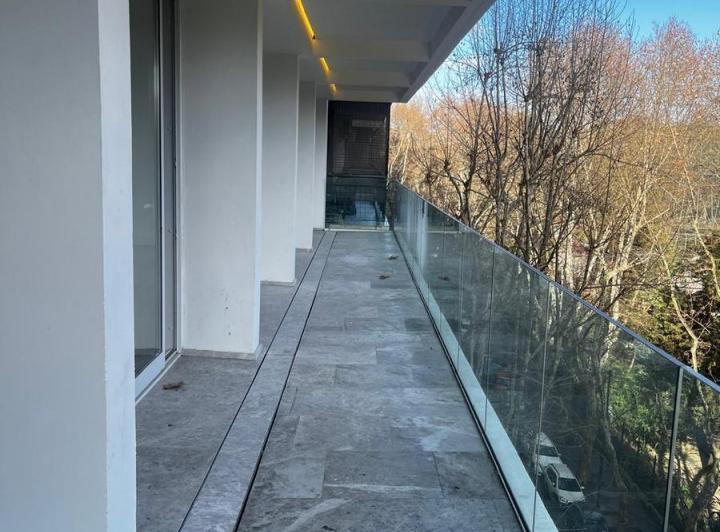 Departamento · 297m² · 6 Ambientes · 1 Cochera