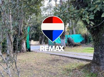 Casa · 500m² · 10 Ambientes · Casa Alquiler con Cabaña en San Lorenzo