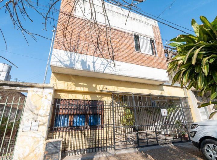 Casa · 154m² · 5 Ambientes · 1 Cochera
