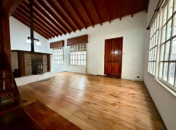 Casa · 76m² · 4 Ambientes · 1 Cochera · Casa 4 Ambientes Venta Villa Ballester