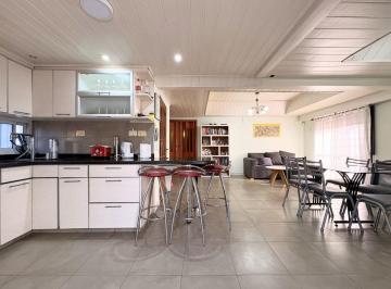 PH · 137m² · 3 Ambientes · 1 Cochera · Venta PH 3 Ambientes Isidro Casanova