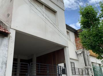 PH de 2 ambientes, Avellaneda · PH 2 Ambientes Fácilmente Divisible en 3