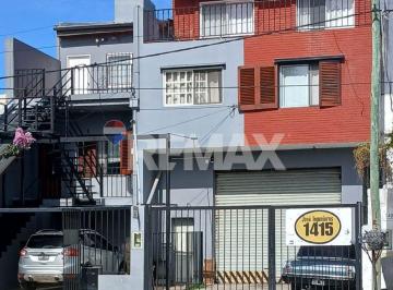 Departamento · 337m² · 5 Ambientes · 1 Cochera · Venta 2 Departamentos + Local Comercial en Campana