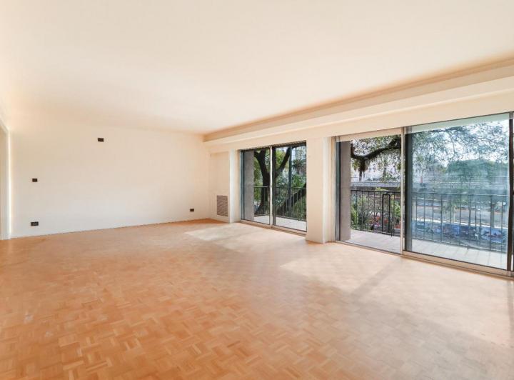 Departamento · 176m² · 5 Ambientes · 1 Cochera