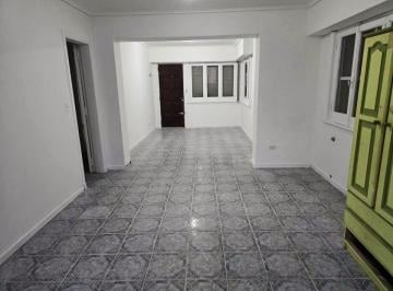 Casa de 3 ambientes, Quilmes · Casa en Venta | Apta Crédito Bancario | Quilmes