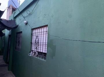 Casa · 280m² · 6 Ambientes · Venta de Seis Casas en Lomas de Zamora Inversion