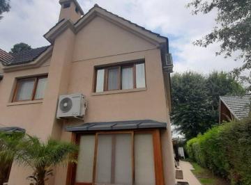 Casa · 308m² · 4 Ambientes · 3 Cocheras · Venta Casa Club El Carmen