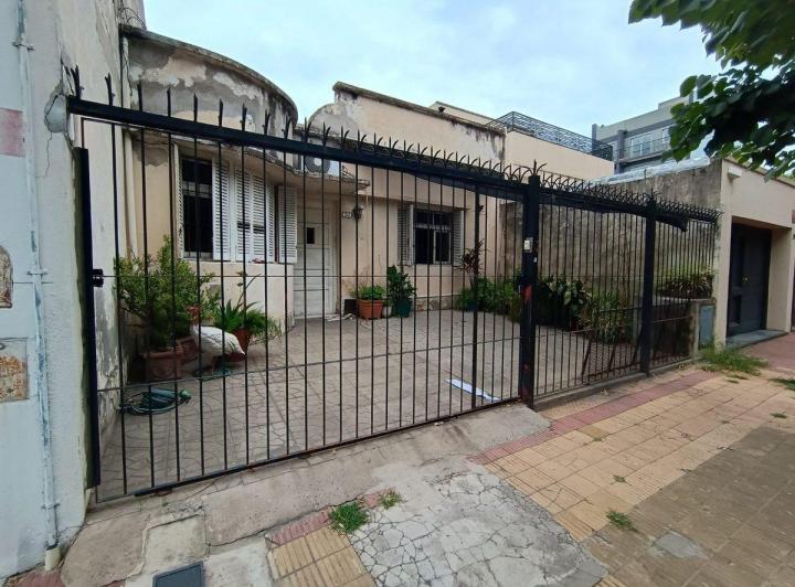 Terreno · 169m²