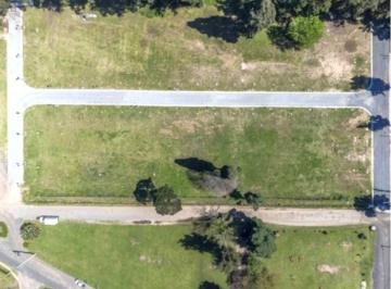 Terreno · 275m² · Venta Lote 275 m² B Semicerrado Malvinas Argentin