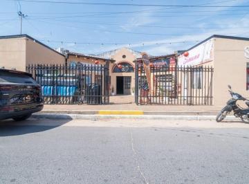 Local comercial · 755m² · Se Vende Salon de Eventos y 4 Locales Comerciales