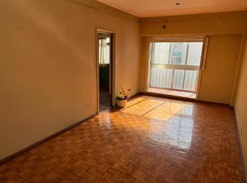 Departamento · 51m² · 3 Ambientes · 1 Cochera · Venta Departamento Almagro 3 Ambientes Cochera