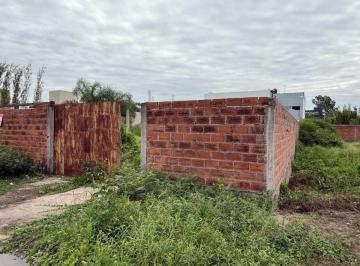 Terreno · 700m² · Venta de Lote en Barrio Santa Clara