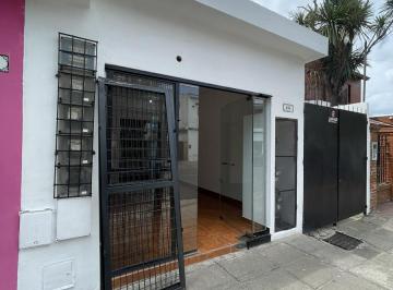 Local comercial · 38m² · 1 Ambiente · Local | 38 m² | Vidriera | a La Calle | Zona Comercial | Pilar Centro