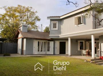 Casa · 332m² · 10 Ambientes · 4 Cocheras · Propiedad a La Venta Esquina Juan Nepper y Blas Pascal Villa Belgrano