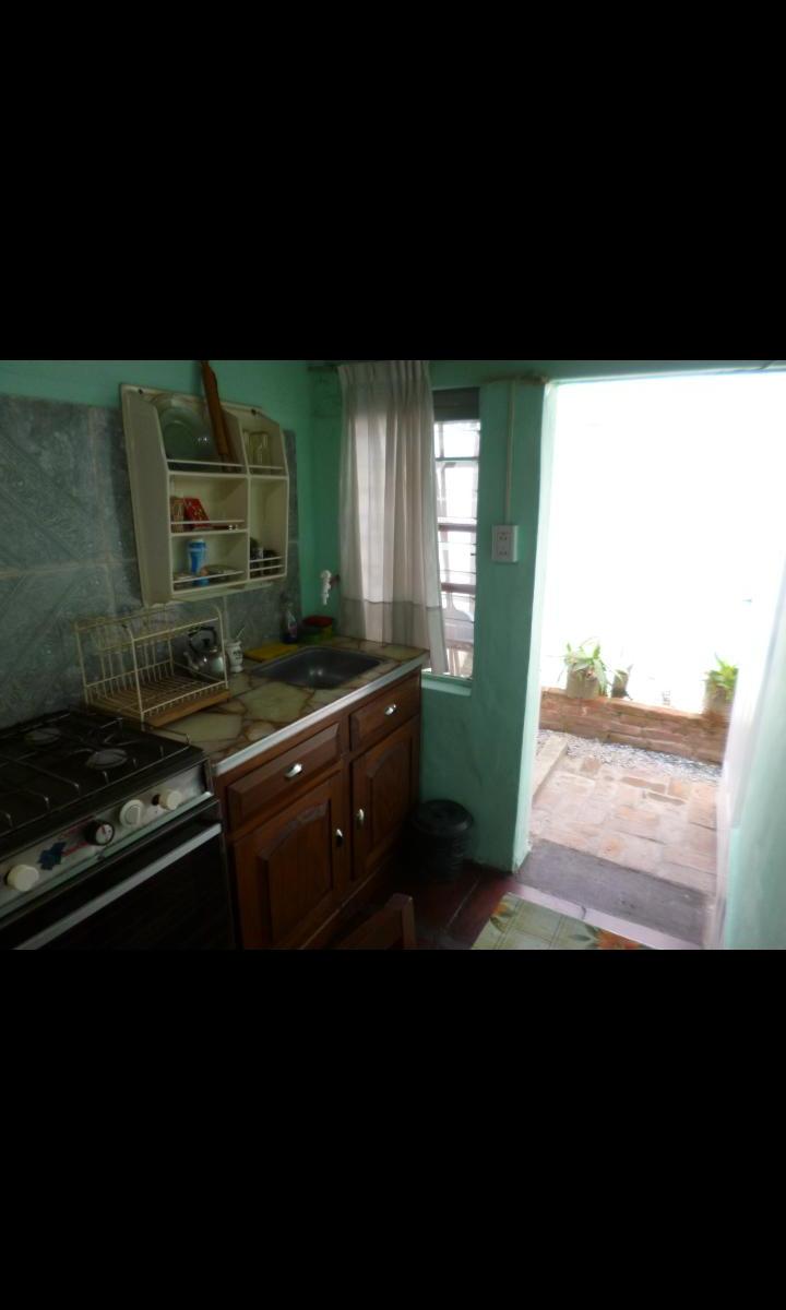 Propiedad en alquiler monoambiente 18m² con cocina integrada — Barrio Golf