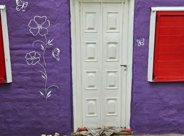 Casa de 3 ambientes, El Volcán · Casa con Quincho Mas Cabaña de Troncos