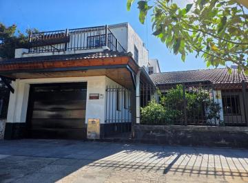 Casa · 200m² · 5 Ambientes · 2 Cocheras · Venta Casa 6 Ambientes en Haedo