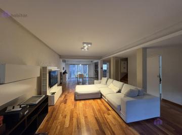 Casa · 7 Ambientes · 1 Cochera · Casa en Villa Devoto con Jardin, Pileta y Parrilla | Muy Funcional