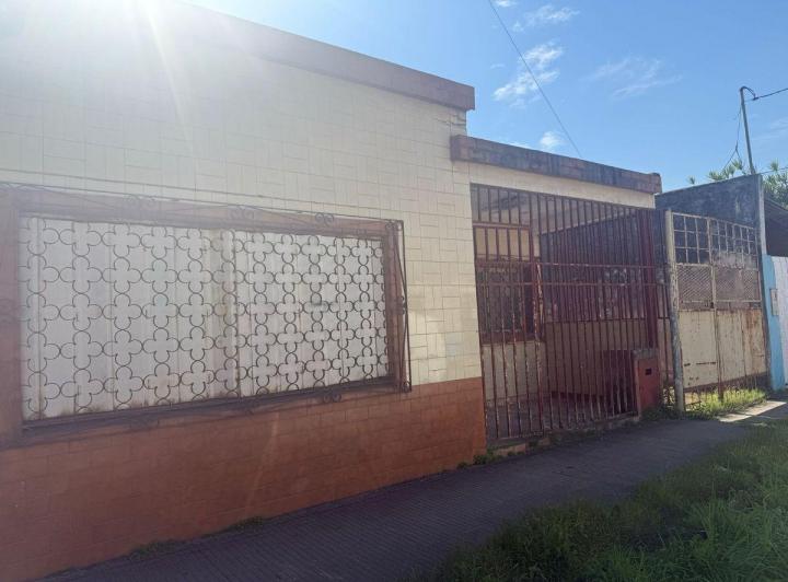 Casa · 180m² · 1 Ambiente
