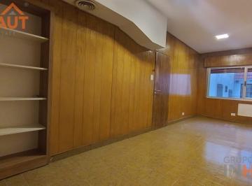 Oficina comercial · 88m² · 4 Ambientes · Venta de Oficina en El Centro de Cipolletti