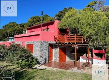 Casa · 100m² · 4 Ambientes · 1 Cochera · Casa en Venta Mar Azul
