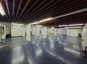 Edificio · 1010m² · Alquiler - Local - Oficina - Balvanera