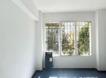 Departamento · 33m² · 2 Ambientes · Departamento de un Dormitorio y Patio en Venta - Centro de Bariloche