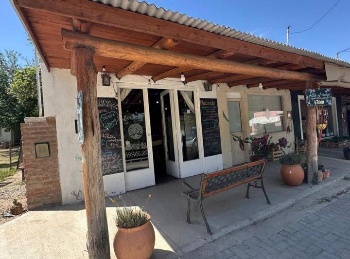 Local comercial · 584m²