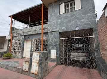 Casa de 11 ambientes, Godoy Cruz · Venta de 3 Propiedades