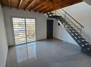 Departamento · 43m² · 2 Ambientes · Alquiler Depto 2 Amb Duplex Bernal