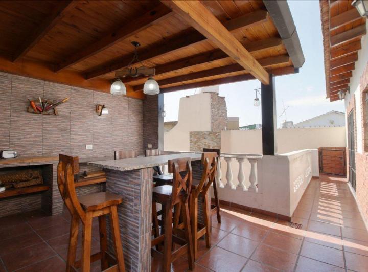 Casa · 141m² · 4 Ambientes · 1 Cochera