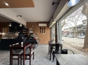 Fondo de comercio · 144m² · Venta de Llave de Local Comercial en Reducto