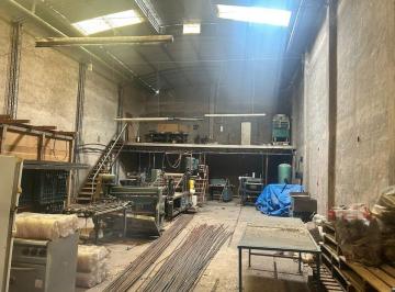 Bodega-Galpón · 305m² · Venta Galpón La Matanza