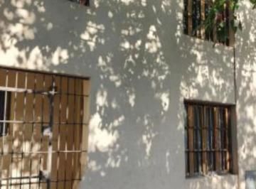 Casa · 121m² · 3 Ambientes · 1 Cochera · Venta de Duplex con Terreno Esquina 5ta Seccion