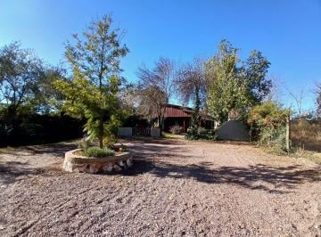 Casa · 185m² · 7 Ambientes · 1 Cochera · Venta de Casa. La Colonia. Junín