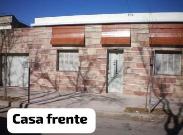 Casa · 252m² · 4 Ambientes · 1 Cochera · Venta Casa (Dos Prop. Individuales) B° Sarmiento