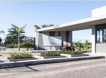 Terreno · 900m² · Terreno en Barrio Cerrado Los Juncos