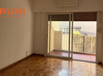 Departamento · 40m² · 1 Dormitorio · Av Directorio Al 100 | Caballito | Departamento 2 Ambientes con Balcón Corrido | Alquiler