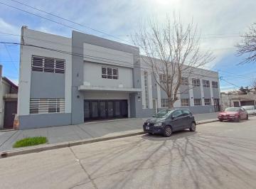 Edificio · 1600m² · Edificio Comercial en Alquiler en La Plata