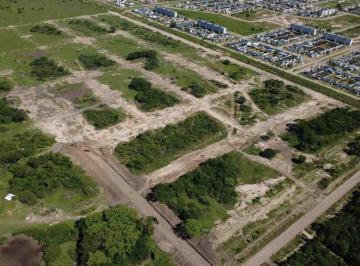Terreno · 450m² · Venta Lotes - Corrientes Capital