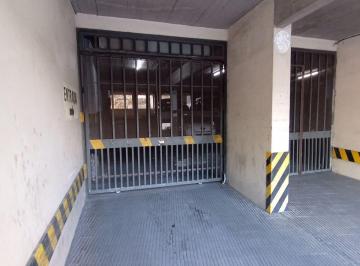Garage · 12m² · Cochera - Abasto